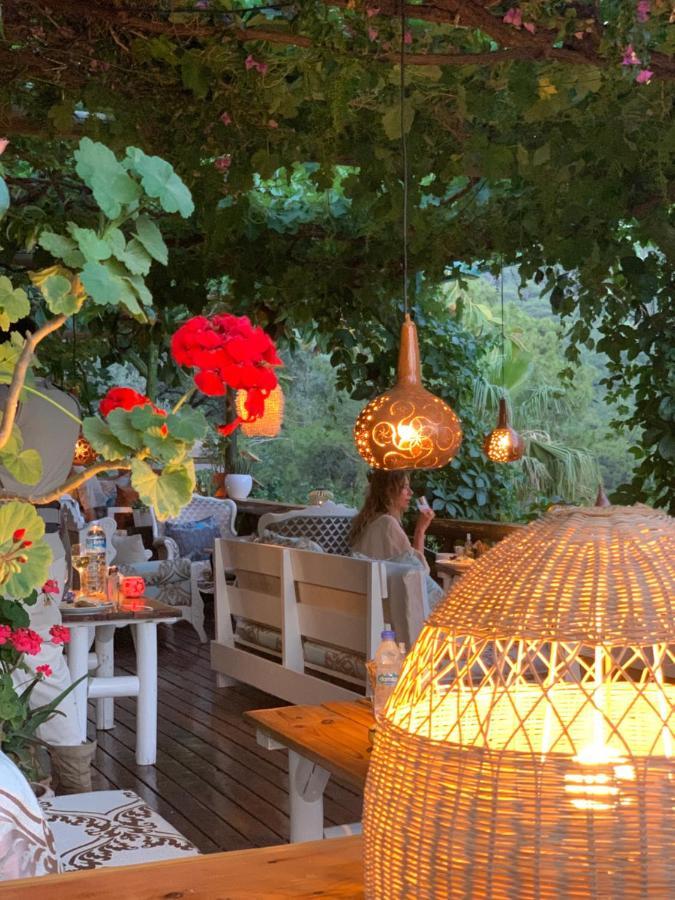 Bamboo Bungalow With Sea View In Kabak Bay, Oeluedeniz フェティエ エクステリア 写真