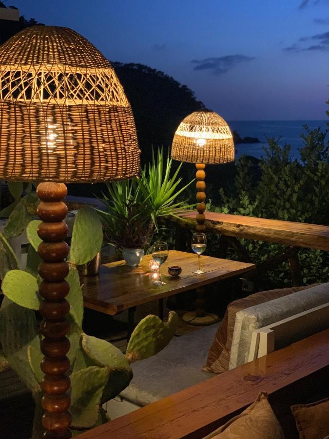 Bamboo Bungalow With Sea View In Kabak Bay, Oeluedeniz フェティエ エクステリア 写真