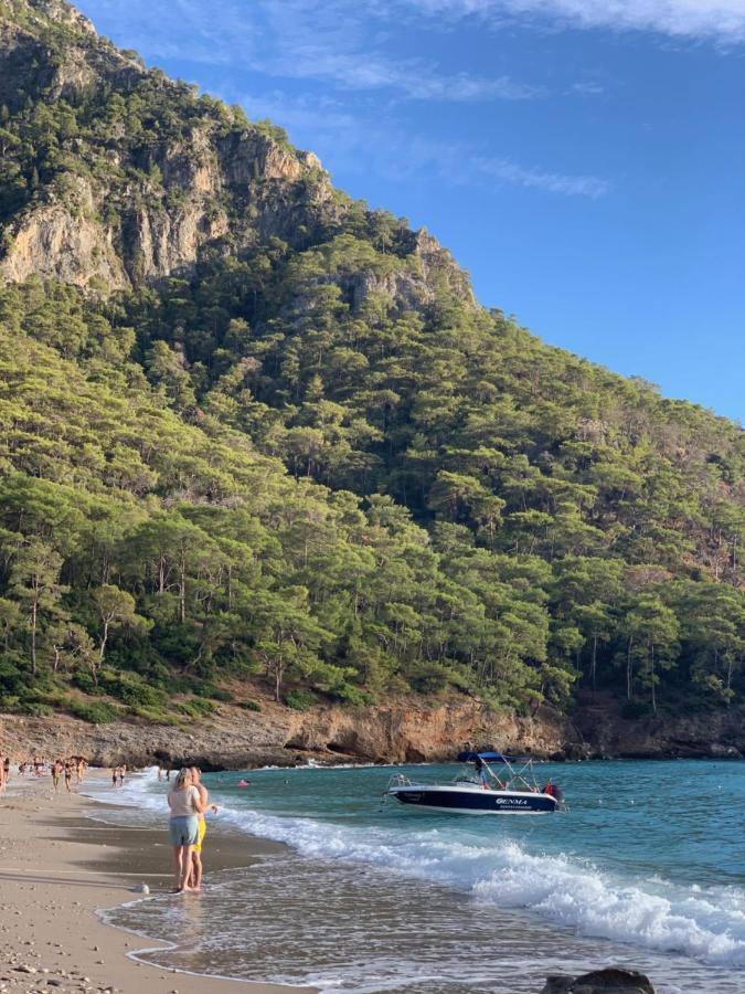 Bamboo Bungalow With Sea View In Kabak Bay, Oeluedeniz フェティエ エクステリア 写真